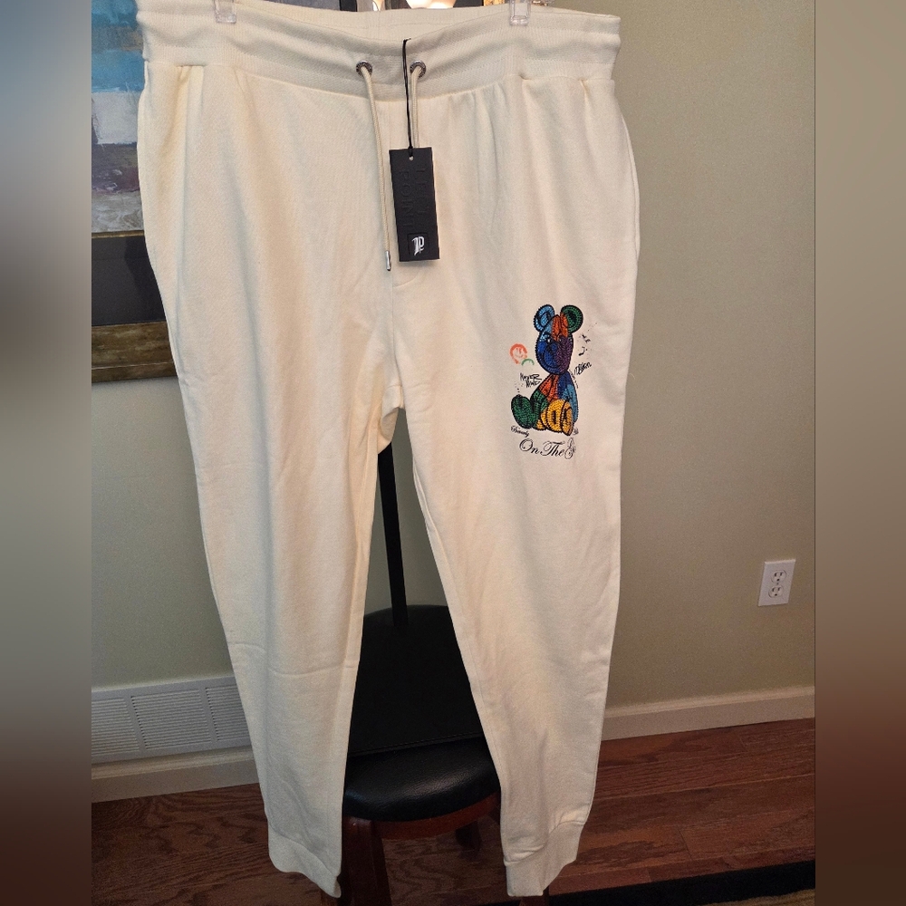 Unisex Left Point Embroidered Teddy Bear Joggers